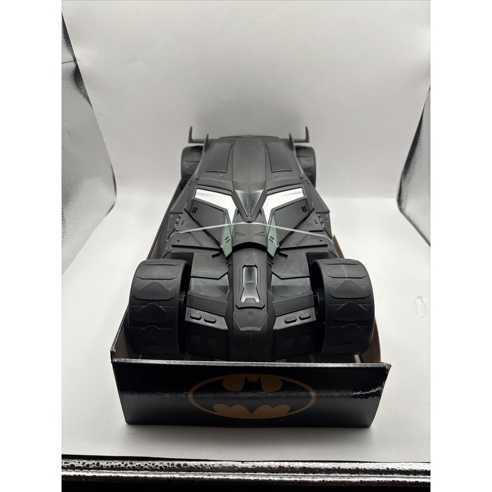 DC Comics, Batmobile, 12-Inch Batman Toy Car, Collectible Toys for Boys and Girl - Picture 4 of 8